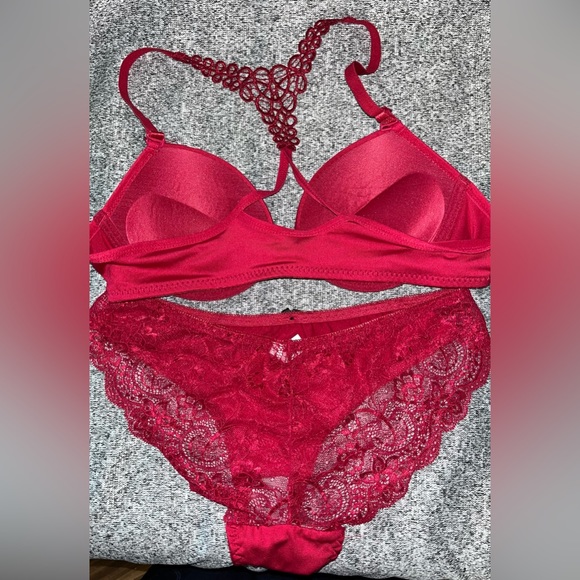 SHEIN bra and panty set. - Picture 2 of 2